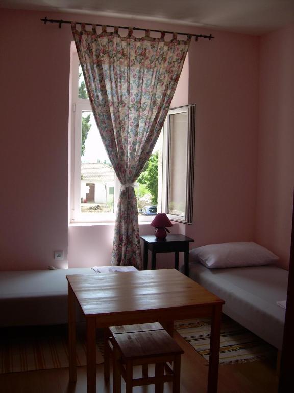 Phara HostelGdinj 部屋 写真